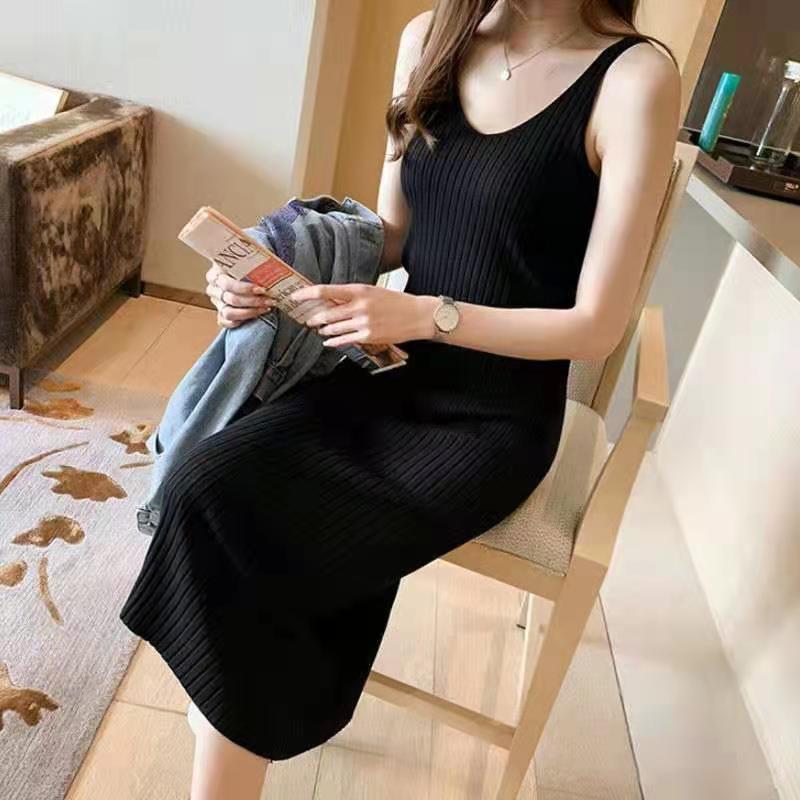Đầm nữ hai dây mùa hè không tay cổ v dệt kim chiều dài trung bình