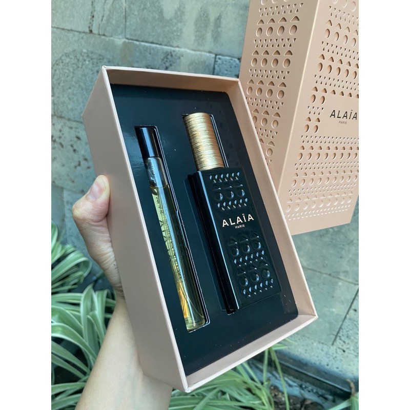 Set nước hoa Alaia Paris Edp 50ml - 10ml | BigBuy360 - bigbuy360.vn