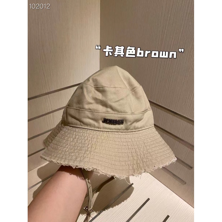 Niche Hyuna Mũ Bucket Cột Dây Bằng Vải Bạt Nhãn Kim Loại Phong Cách jacquemus