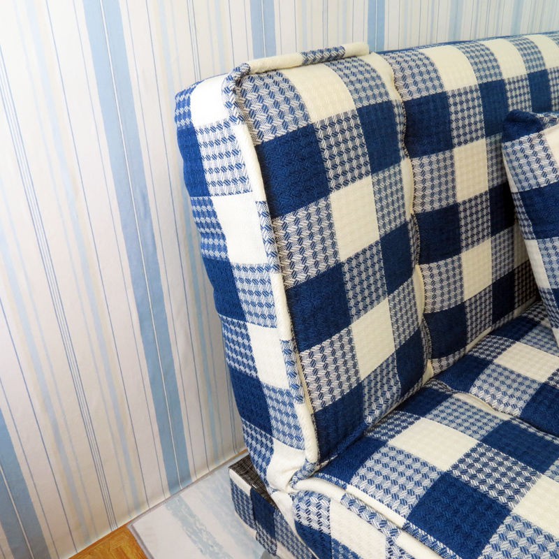 Căn hộ nhỏ sofa vải phòng khách đơn giản có thể gấp lại giường đôi ba ghế cho thuê