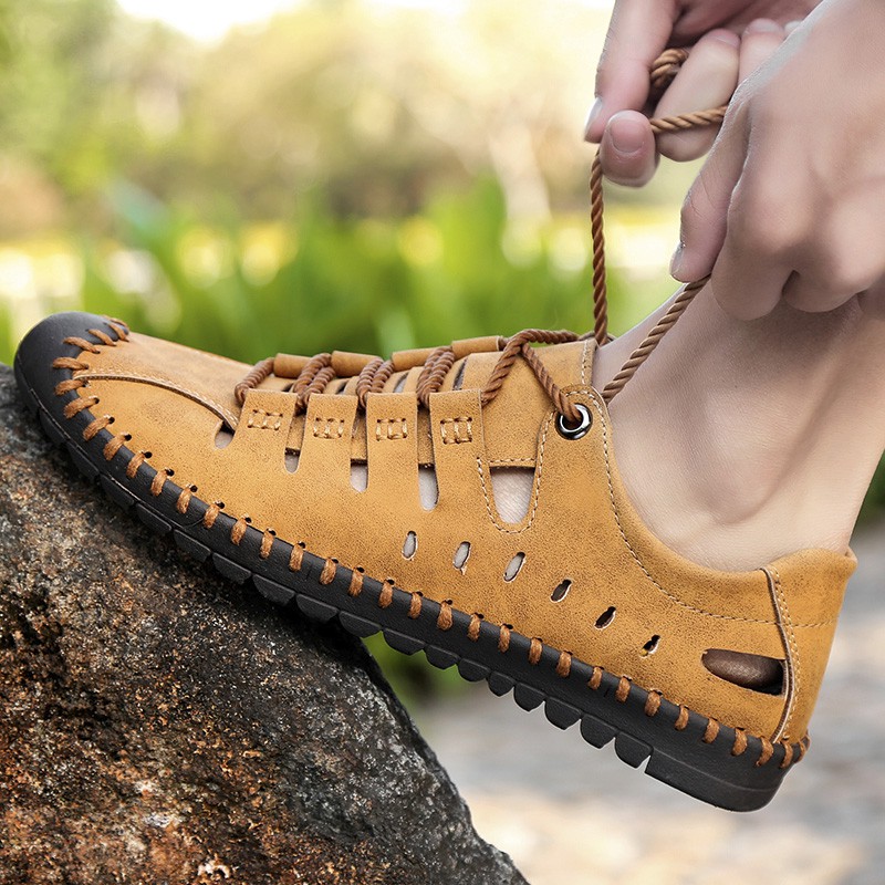 Men's mesh shoe with breathable design comfortable for outdoor activities