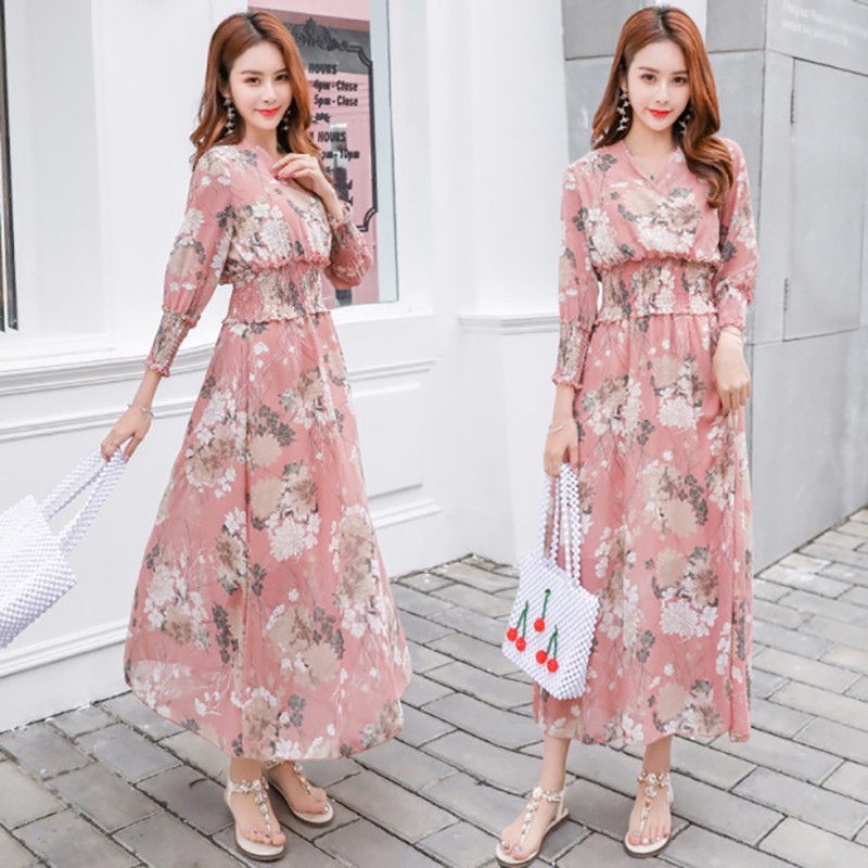 Đầm tay dài dáng rộng hoạ tiết hoa thiết kế cổ chữ V quyến rũ