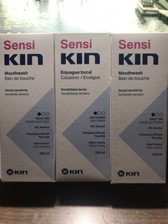 Nước súc miệng SensiKin 250ml