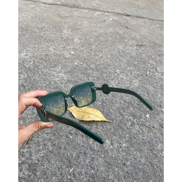 Mắt kính hiệu burberry 2hand