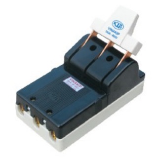 Cầu dao điện 3 pha 100A/600V - Vinakip cực đúc