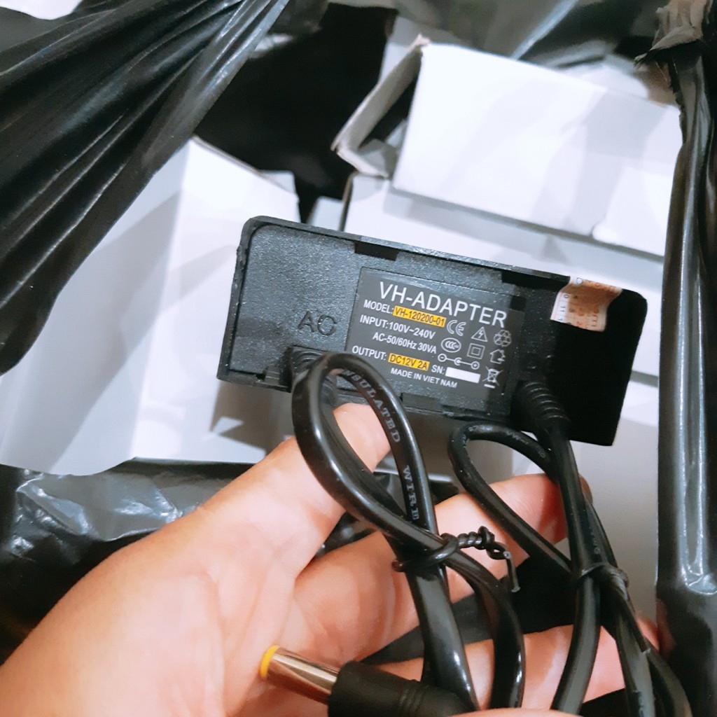 Nguồn Adapter 12V - 2A Chuyên Dụng Cho Camera Và Đầu Ghi Hình Có Móc Treo Và Chống Nước | BigBuy360 - bigbuy360.vn