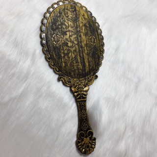 Gương hoàng cung