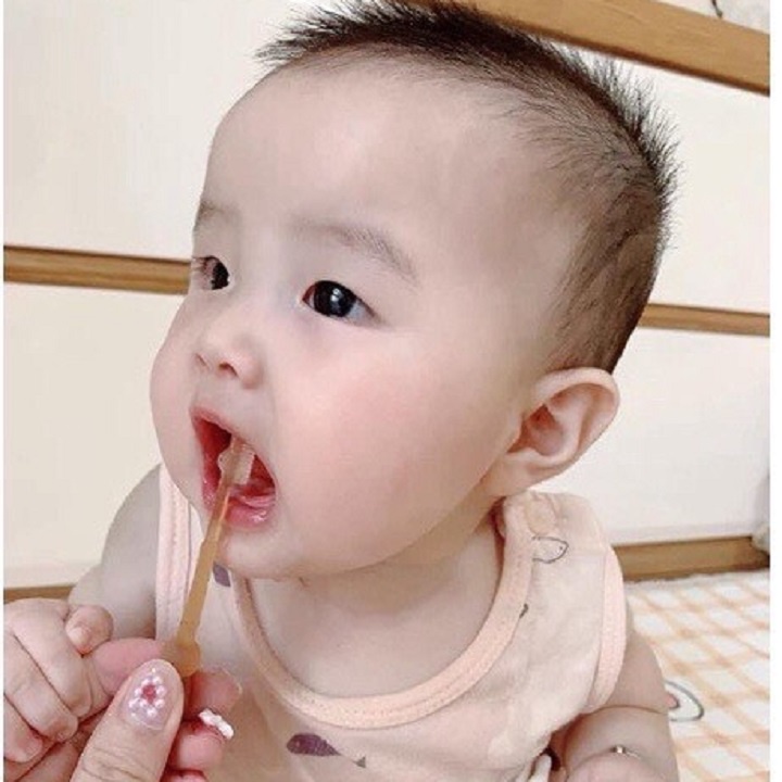 Bàn chải silicon cho bé tập đánh răng kèm rơ lưỡi cao cấp, rèn luyện thói quan đánh răng mỗi ngày cho bé từ 0-18 tháng
