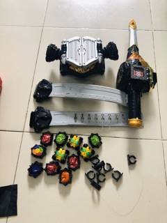 Đồ chơi siêu nhân Beast