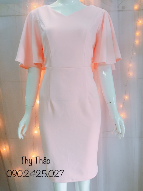 Đầm trung niên nữ thiết kế đơn giản và sang trọng