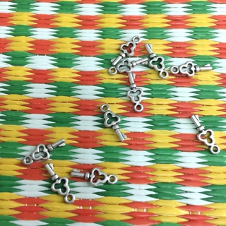 10 chìa khoá nhỏ xi bạc