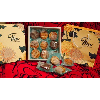 Mooncake1