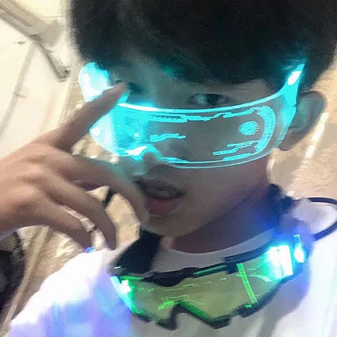 Kính Phát Sáng。 Mắt Kính TikTok Có Đèn Led Nhiều Màu Độc Đáo Cho Nữ atmosp