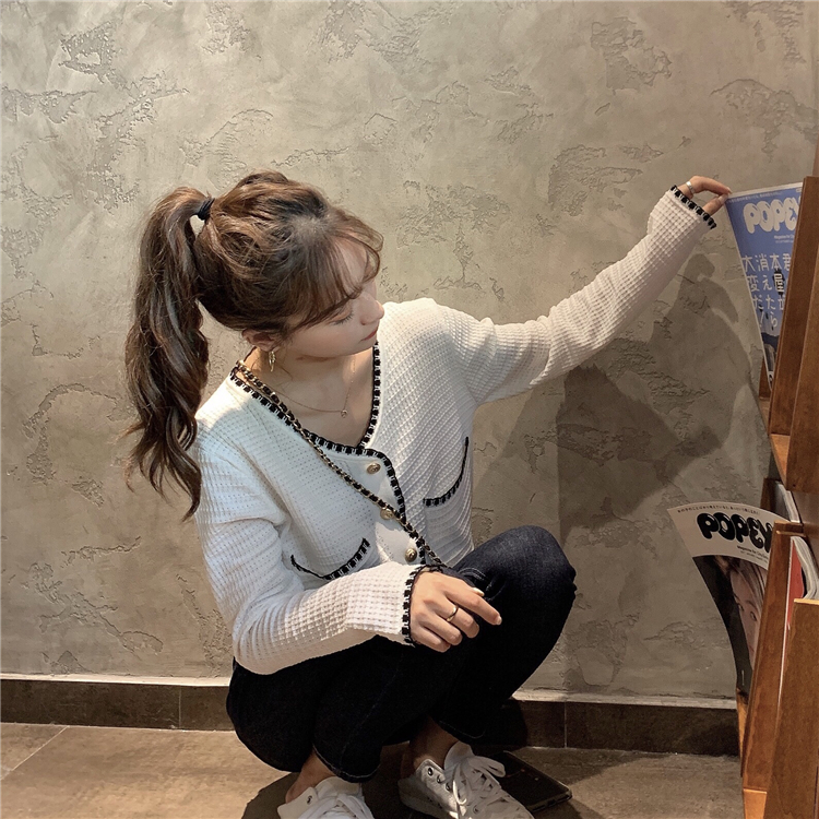 Áo cardigan dệt kim dài tay cổ chữ V cài nút thanh lịch phong cách Hàn Quốc cho nữ | BigBuy360 - bigbuy360.vn