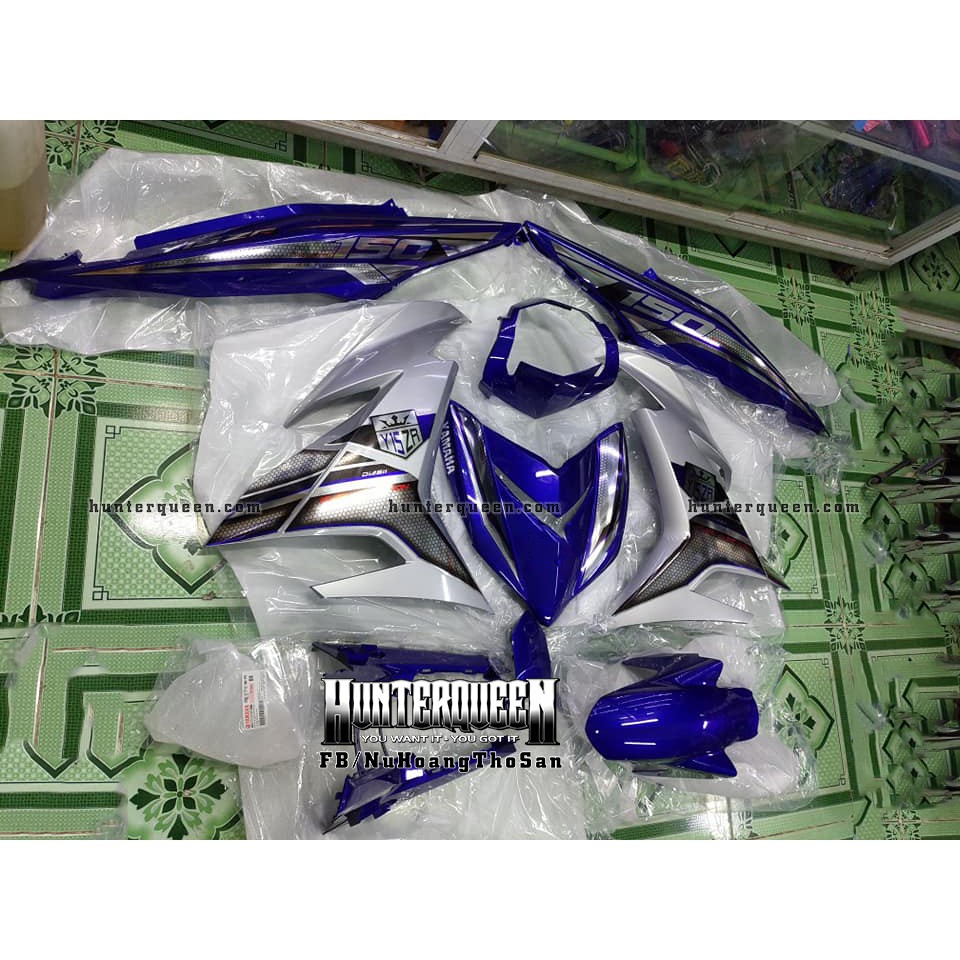 Tem Exciter 150. Tem Y15ZR tổ ong, xe xanh bạc. Chất liệu crom. Chỉnh sửa theo yêu cầu. Sắc nét, bền màu, chống nước