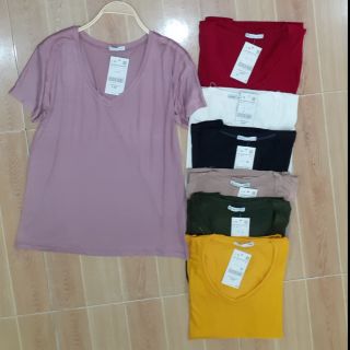 Áo thun cổ tim
