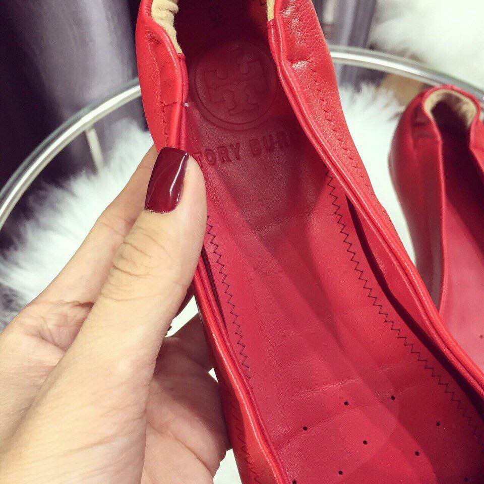 BỆT TORY BURCH KHOÁ KIM LOẠI