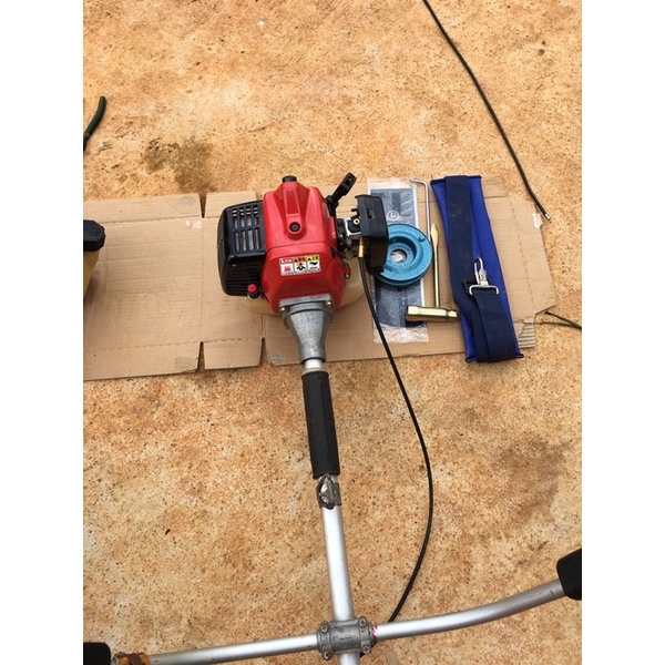 Máy cắt cỏ Nhật bãi  zi nguyên bản 26cc nòng 34li bao Sài chế 2 kim