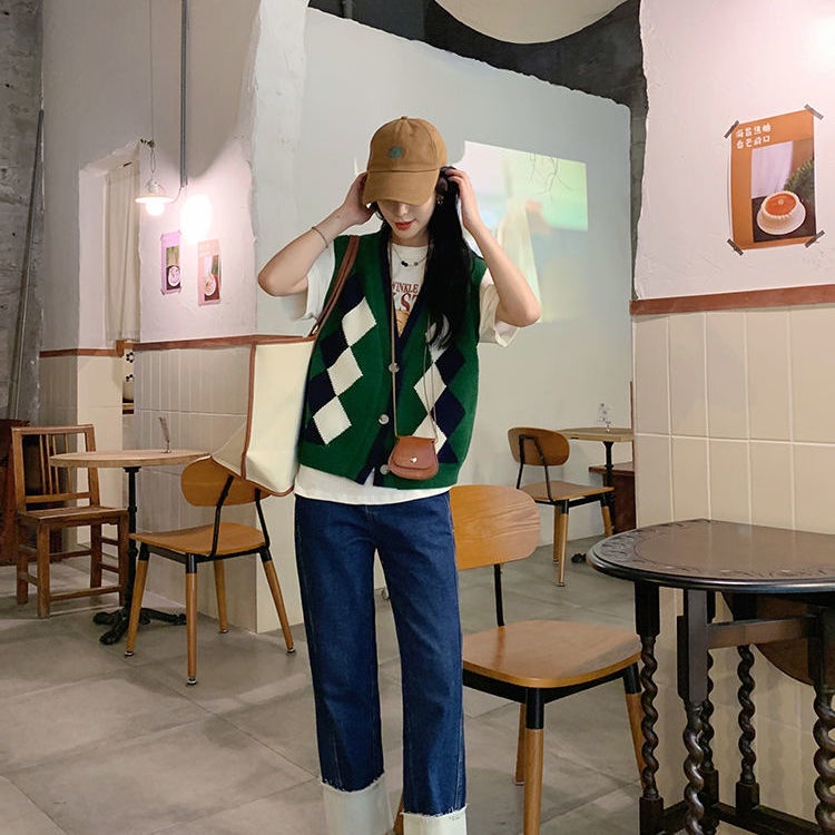 Phiên bản Hàn Quốc  áo cardigan Set áo len cổ chữ V không tay và áo khoác ngoài màu trắng đen phong cách Hàn Quốc cho nữ 77