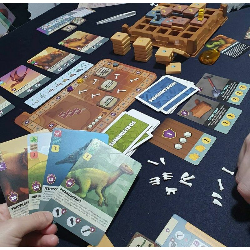 [NHẬP MÃ CONGMD50 - GIẢM 5%] [BOARD GAME] Fossilis - Hoá thạch khủng lung