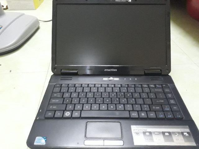 Laptop acer D725 xuất Mỹ, giá rẻ