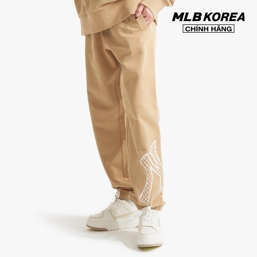 MLB - Quần jogger lưng thun Monogram Big Logo 3APTM0121-50BGD