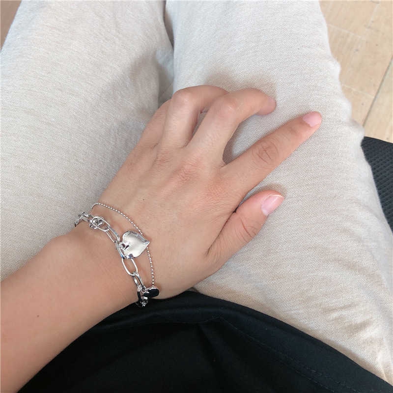 Vòng đeo tay bằng thép titanium dành cho nữ