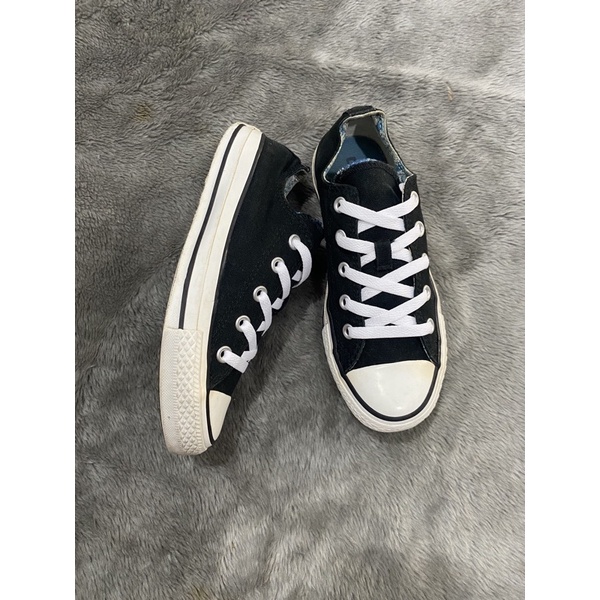 Giày  Converse cổ thấp size 36.5( full box/ có bảo hành)