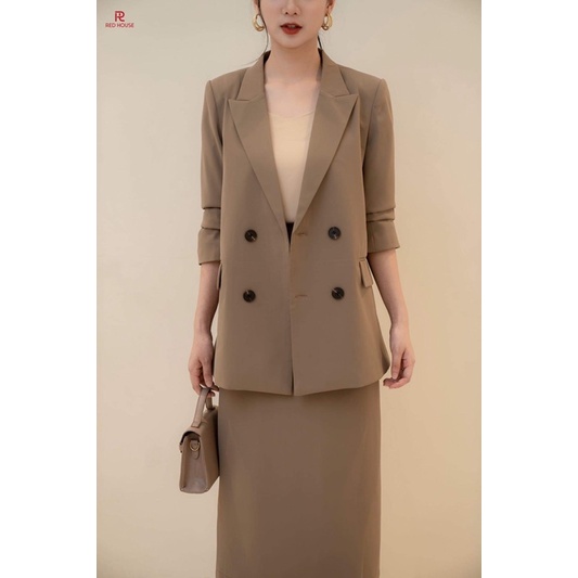 Áo Vest 4 Cúc Đen Tay Xẻ Gấu