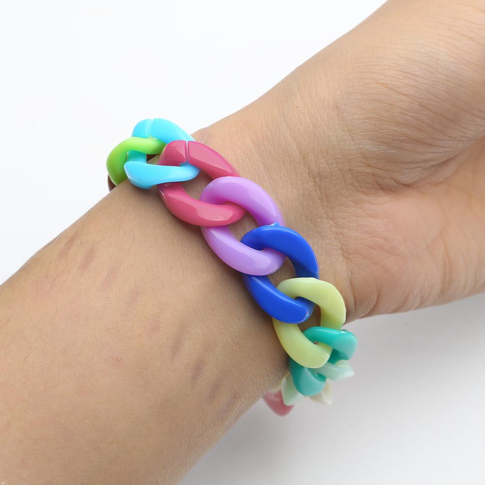 Chuỗi hạt bằng acrylic dùng làm giá đỡ mắt kính/ khẩu trang thủ công