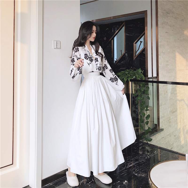 Vintage long-sleeved shirt + mid-length half skirt two-piece suit female 2023 spring new elegant leisure palace wind long skirt