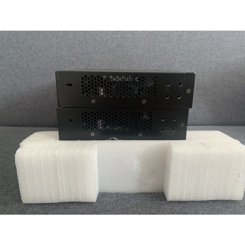 Bộ chuyển mạch- Switch poe AT-30w-Aerohive -sr2208p
