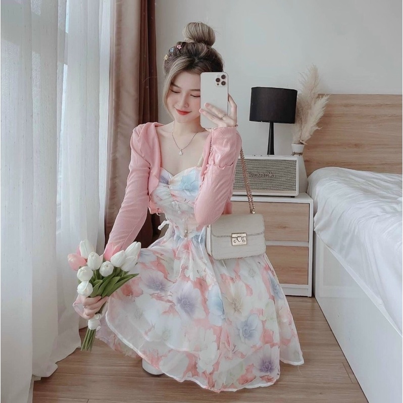 Đầm thời trang nữ mặc đi chơi chất voan hoa 2 dây đính cườm xoè kèm khoác cotton màu hồng tay dài