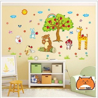 Decal dán tường thú cây táo