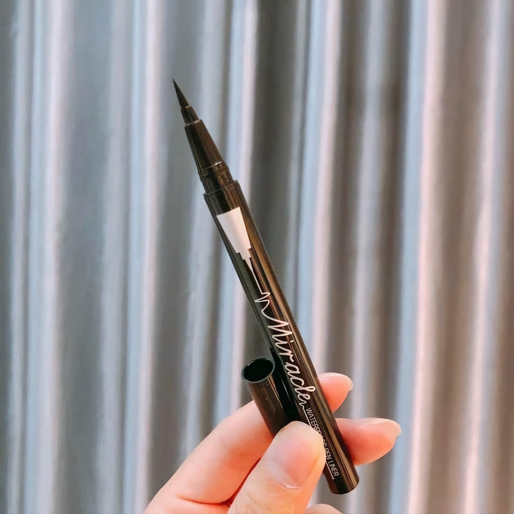 Bút Kẻ Mắt Dạ Cellio Không Lem Không Trôi Miracle Waterproof Pen Liner Hàn Quốc