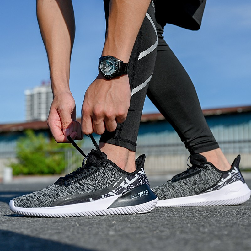 Giày thể thao nam Lining 2020 - ARHP051 sẵn size 40