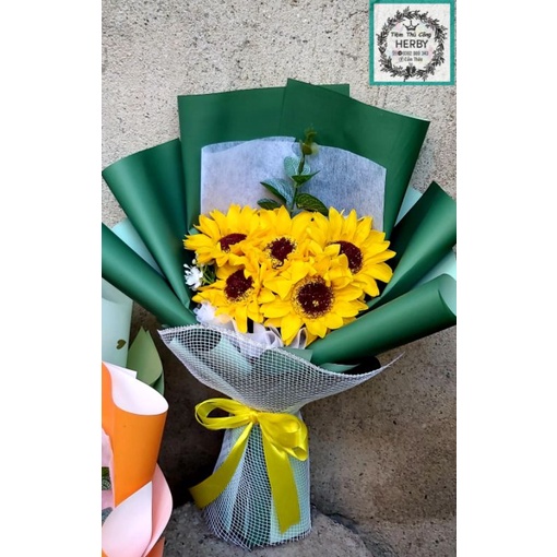 Bó hoa sáp hướng dương 5 bông+ gói theo yêu cầu