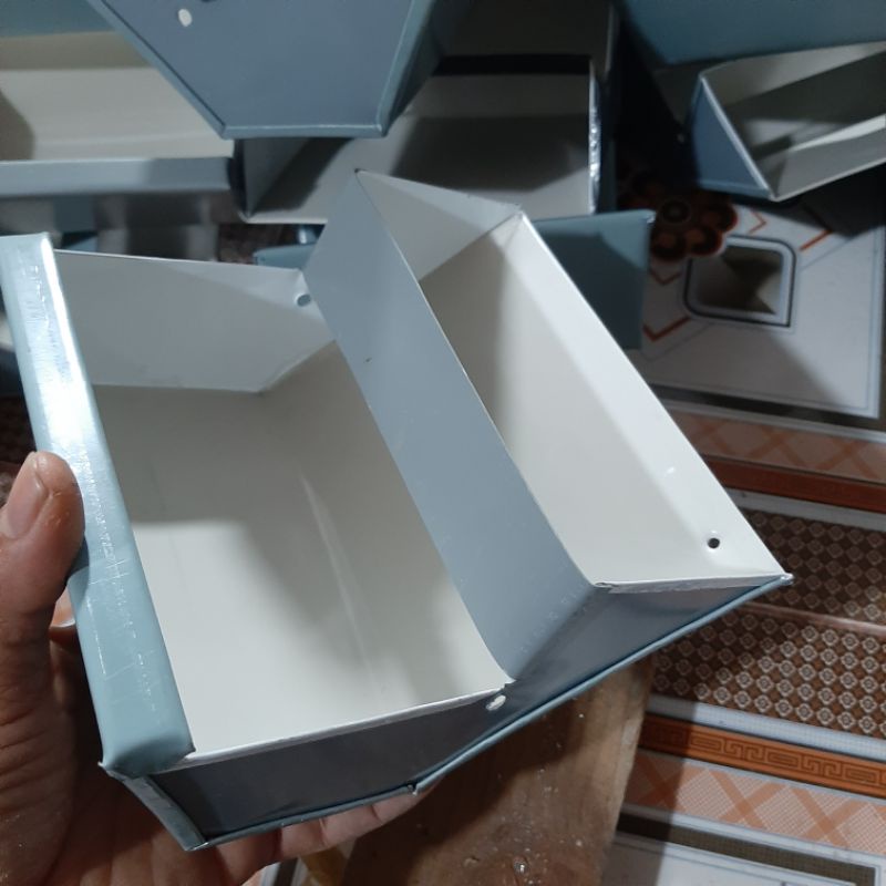 Máng ăn cho thỏ ,chim... 15cm