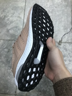Giày thể thao ultra boost 4.0