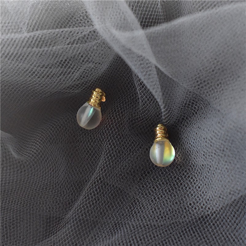 Bông Tai Hình Bóng Đèn Sáng Tạo Phong Cách Hàn Quốc A603