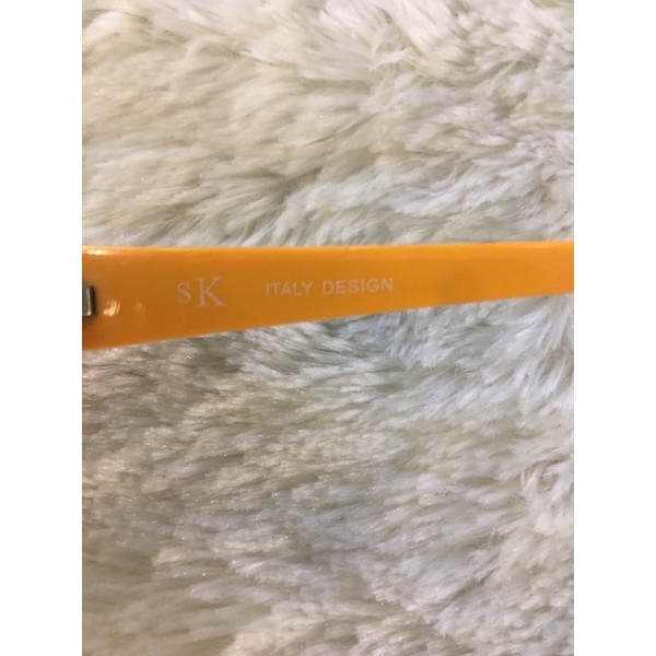 KÍNH SK HÀNG THÙNG XỊN mã Sk 9905