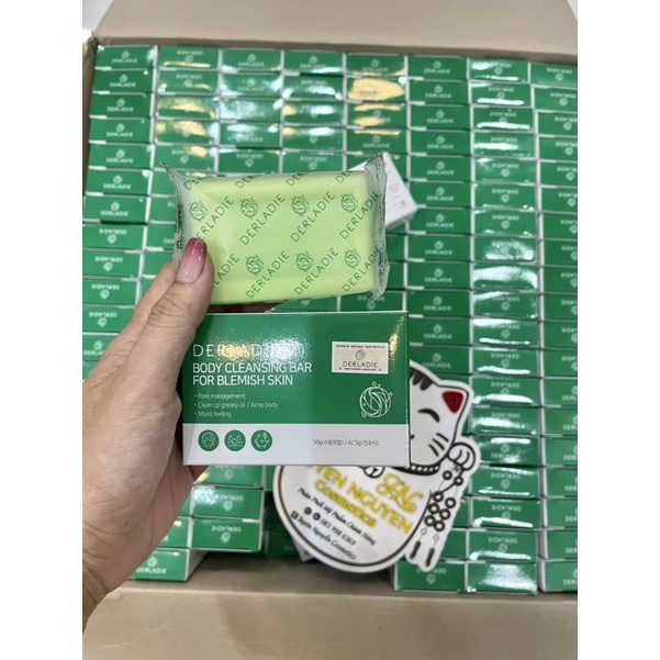 Bộ Đôi Giảm Mụn, Mờ Thâm Body Derladie Herbal Extract Body Solution Mist và Xà Phòng Derladie Cleansing Bar For Blem