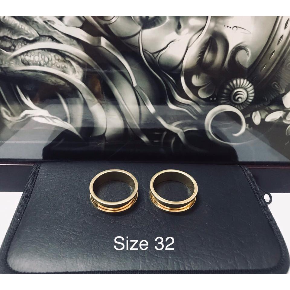 KHUYÊN NONG TAI VIỀN DÀY MÀU VÀNG GOLD SZ 32MM