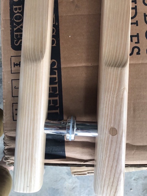 Tay nắm cửa kính-Nhôm- gỗ