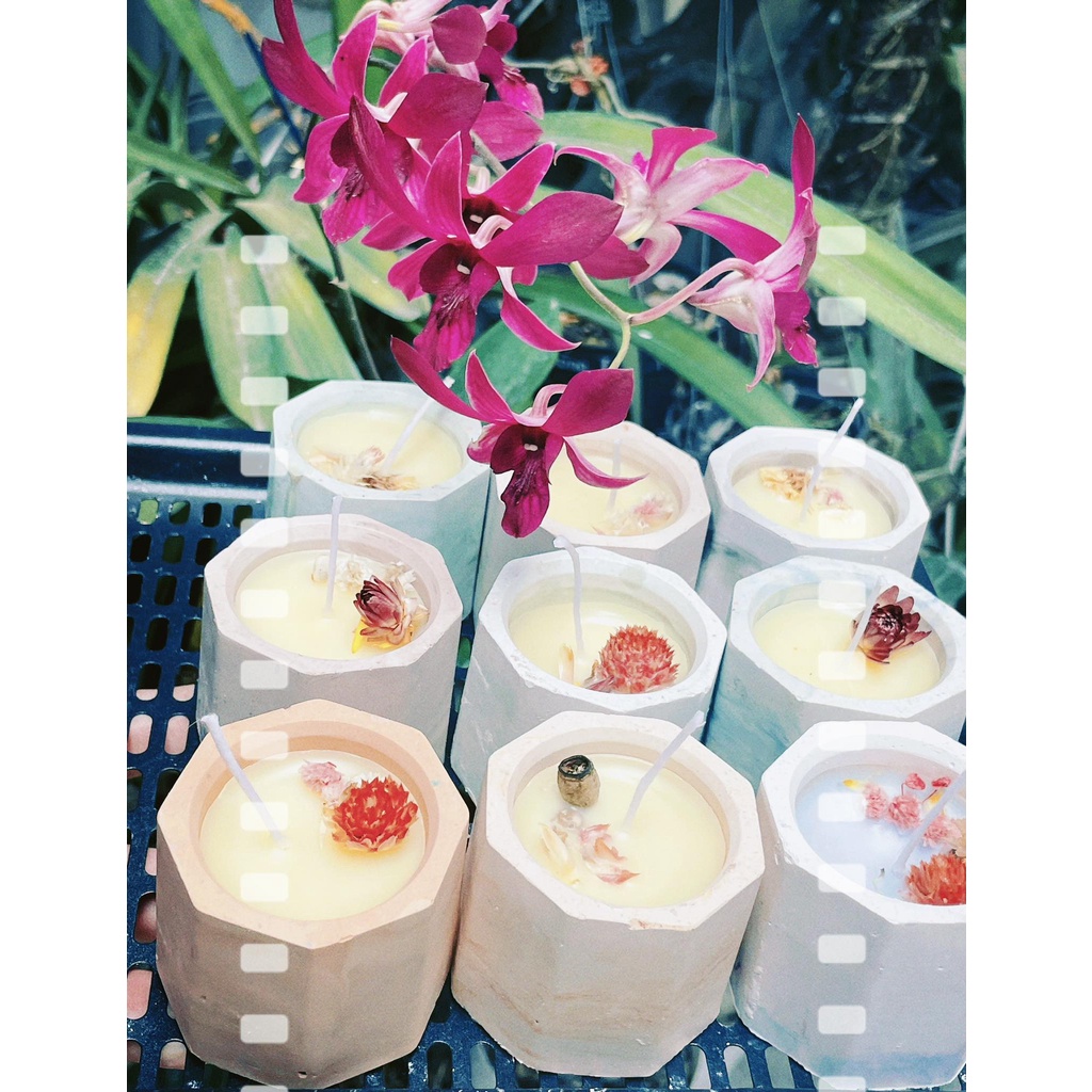 Nến Thơm Tinh Dầu thư giãn Thiên Nhiên thảo mộc  Hoa Khô không khói  xông phòng, khử Mùi, trang trí,vỏ hộp thiếc