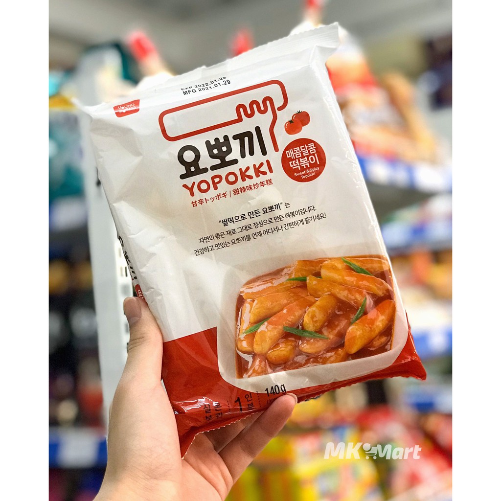 Tokbokki bánh gạo hàn quốc vị cay ngọt Yopokki gói 140g