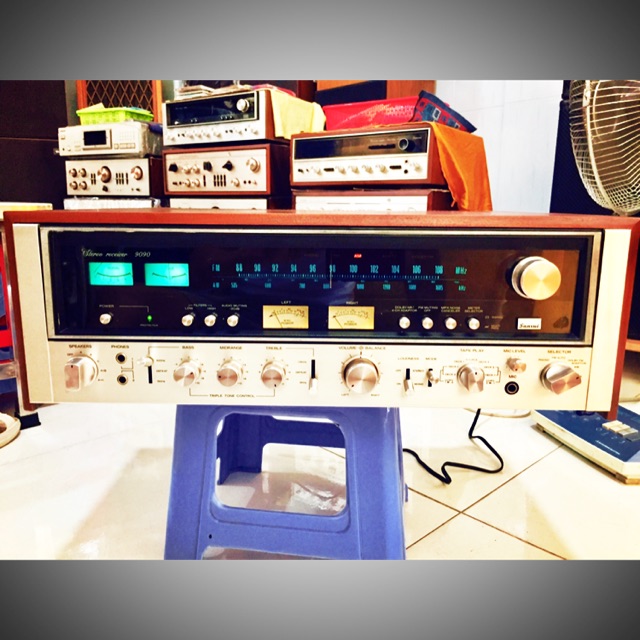 Amply Sansui 9090