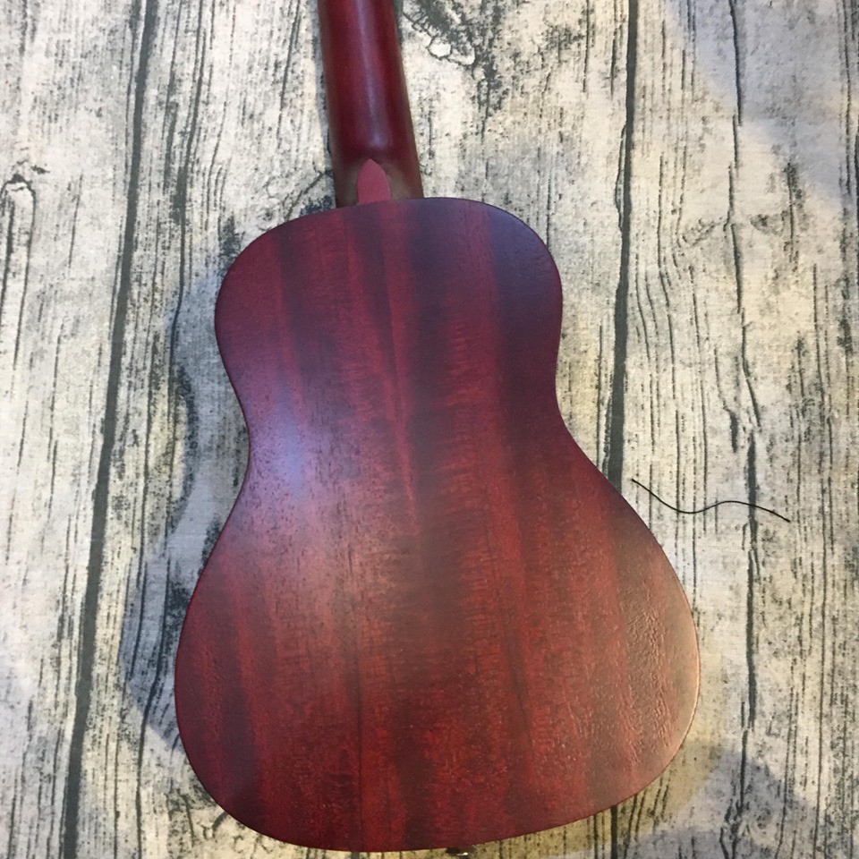 Đàn Ukulele gỗ mahogany Size concert ( Tặng kèm 2 phím gẩy phiếu bảo hành 12 tháng)