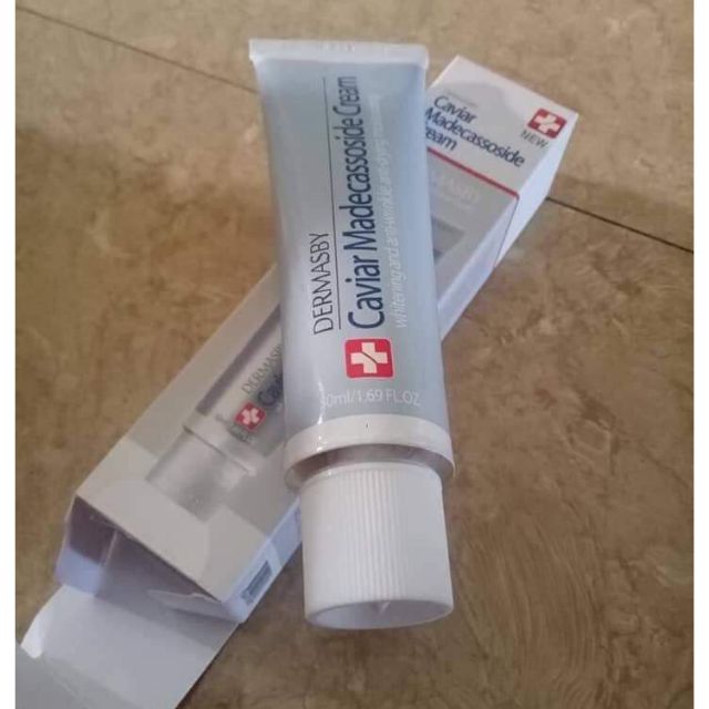 Kem dưỡng da trứng cá tầm