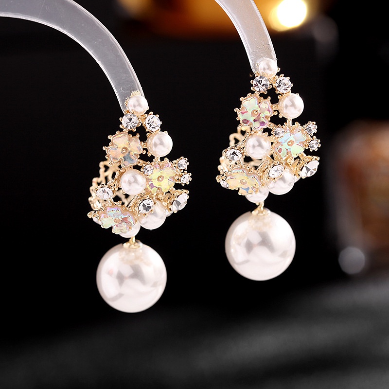 Bộ Khuyên Tai Vòng Hoa Đính Đá Ngọc Trai Nhân Tạo Phong Cách Pháp Sang Trọng Cổ Điển Dành Cho Nữ